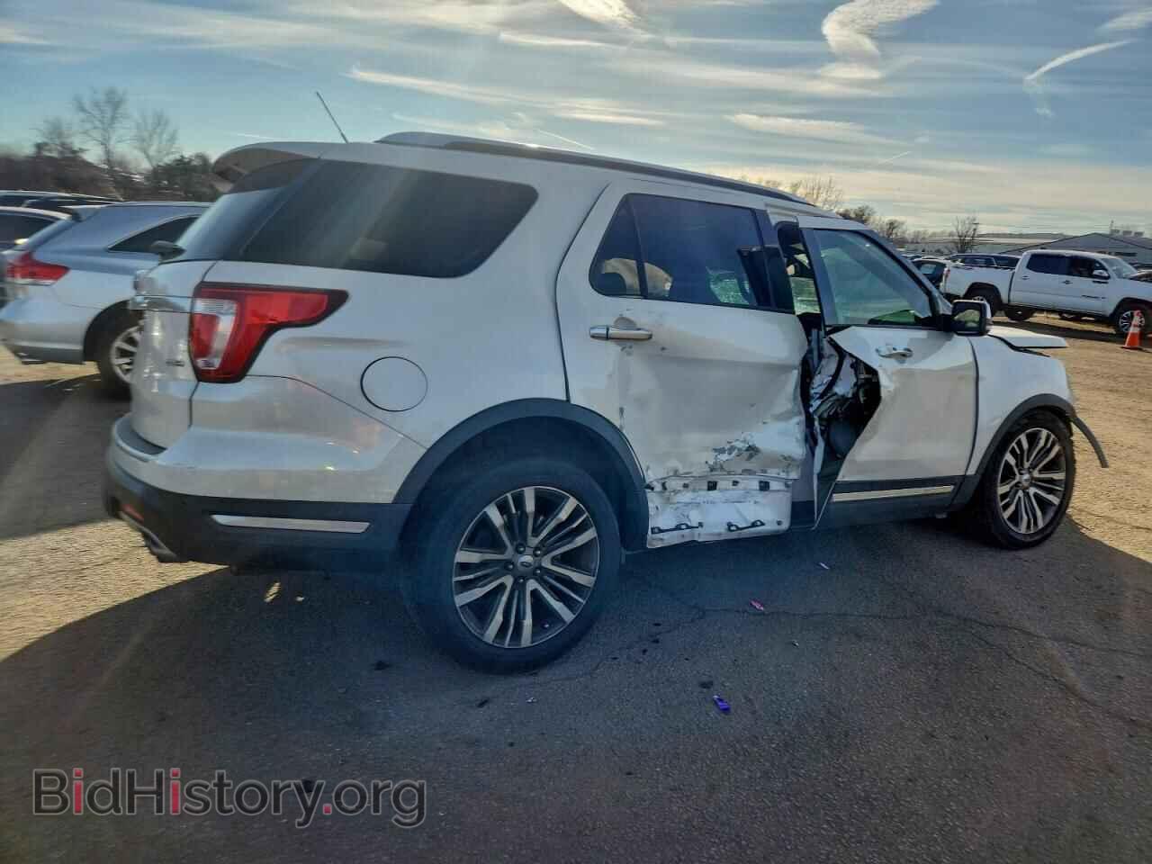 2018 FORD EXPLORER - VIN: 1FM5K8HT7JGA52128 - Photo 3