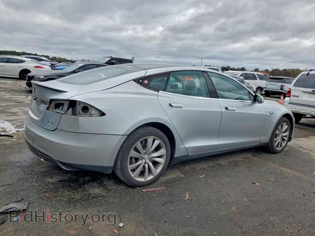 2014 TESLA MODEL S - VIN: 5YJSA1H15EFP32349 - Фото 3