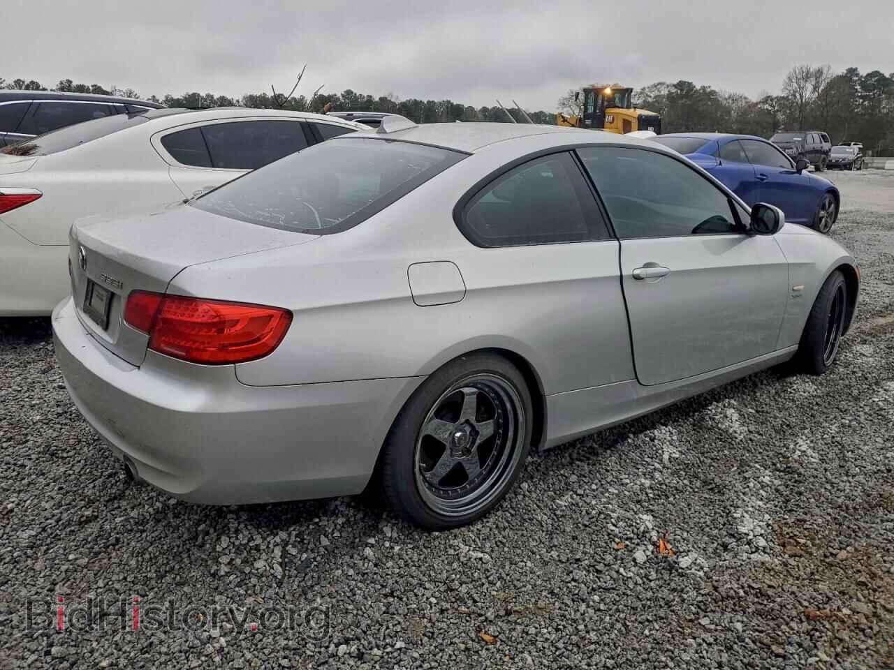 2011 BMW 3 SERIES - VIN: WBAKF9C54BE618900 - Фото 3