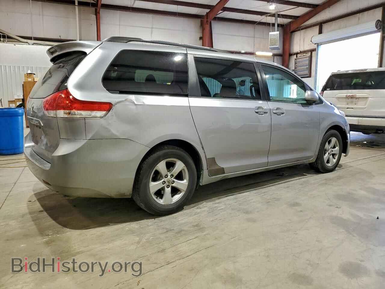 2011 TOYOTA All Models - VIN: 5TDKK3DCXBS031569 - Фото 3