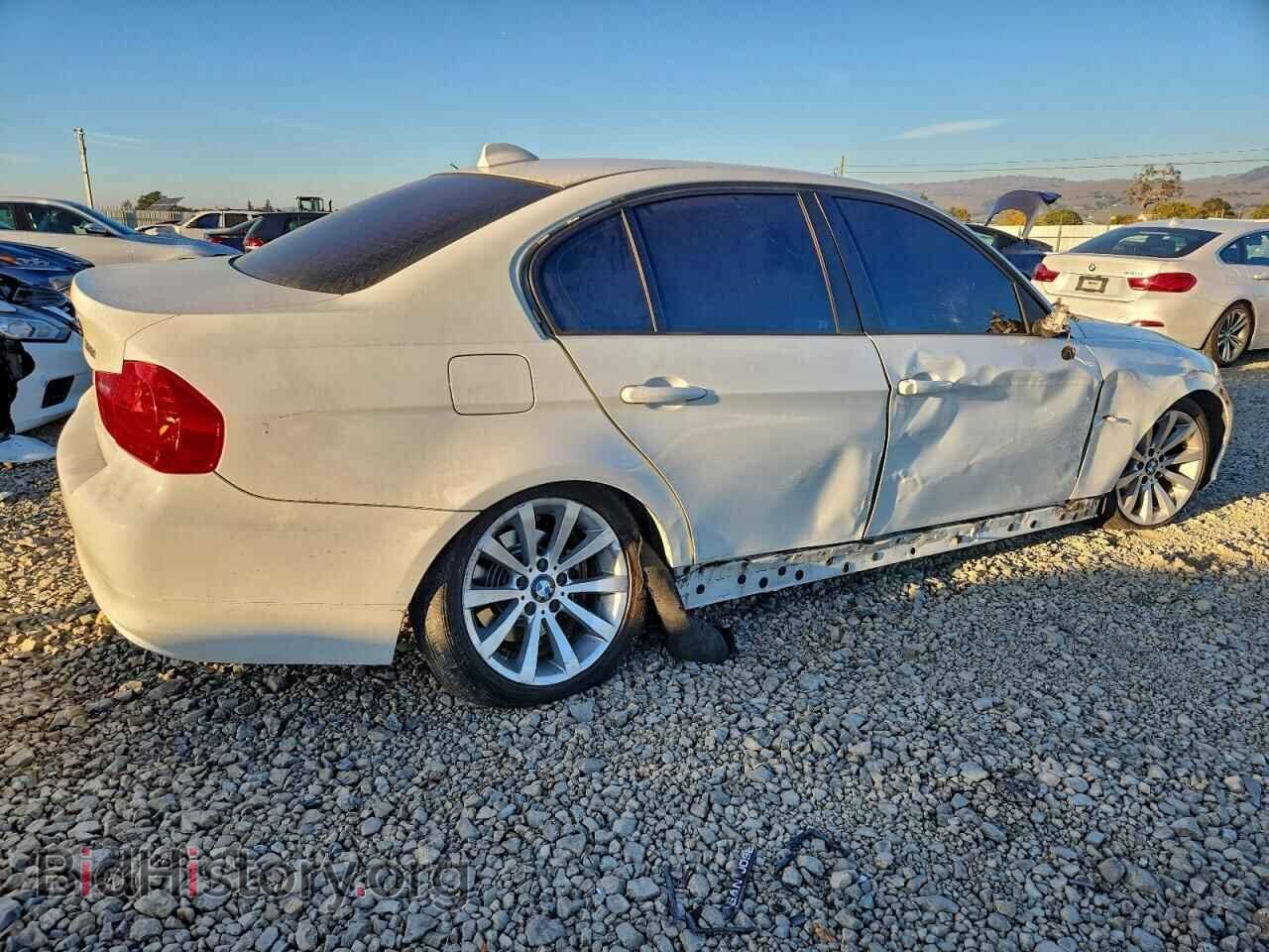 2011 BMW 3 SERIES - VIN: WBAPH5G51BNM73754 - Фото 3