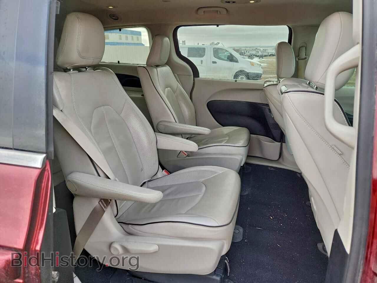 2018 CHRYSLER PACIFICA - VIN: 2C4RC1N7XJR359132 - Фото 11