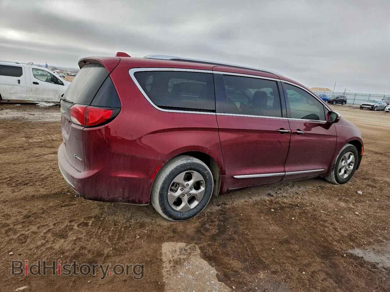 2018 CHRYSLER PACIFICA - VIN: 2C4RC1N7XJR359132 - Фото 3