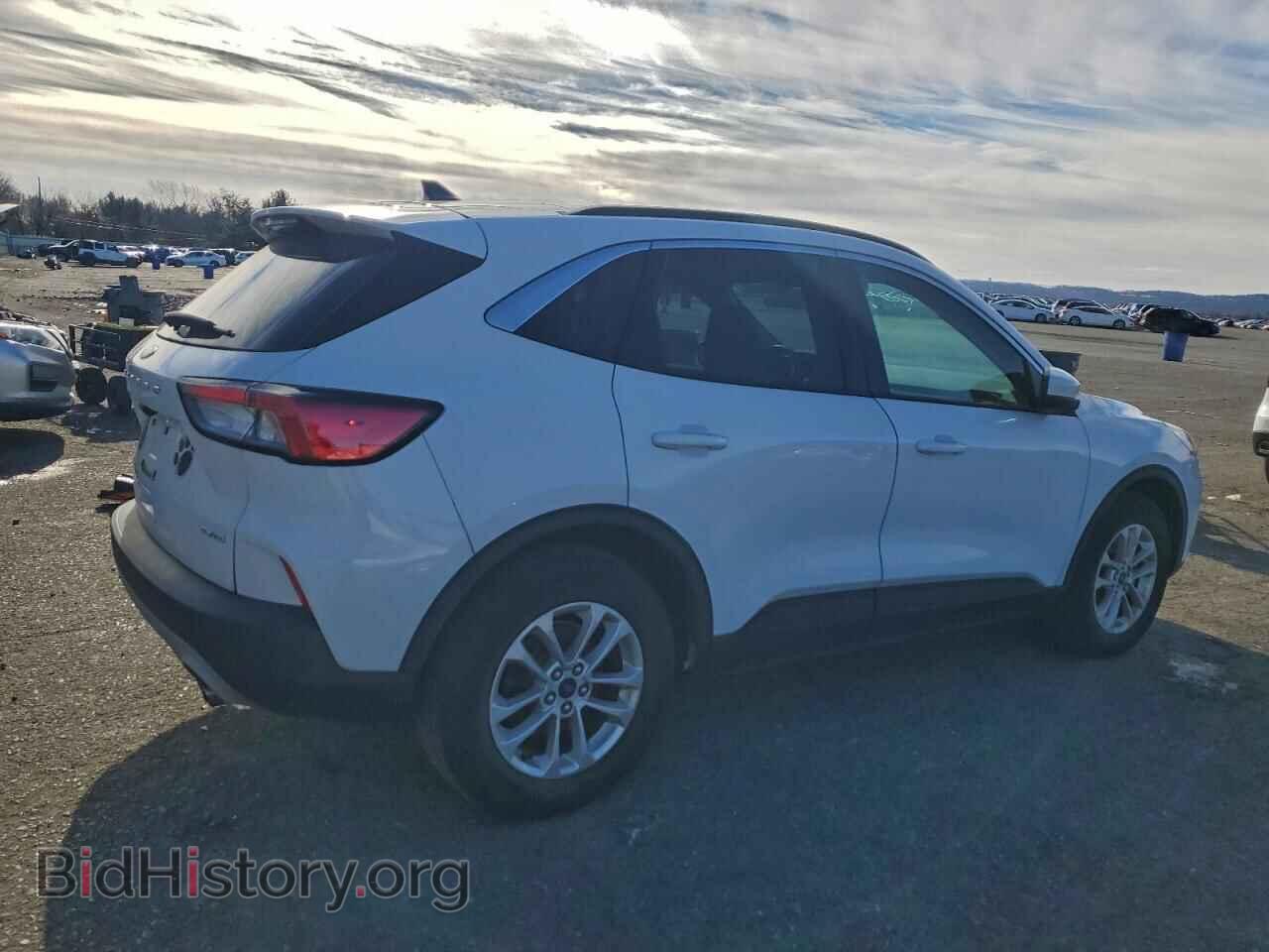2020 FORD ESCAPE - VIN: 1FMCU9G61LUC61517 - Фото 3