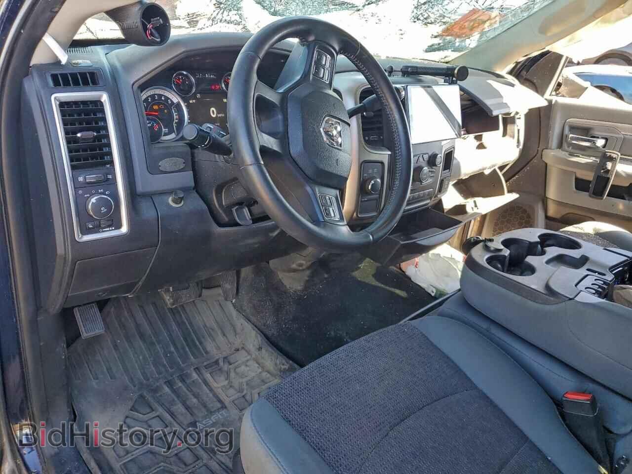 2017 RAM All Models - VIN: 3C6UR5DL0HG578588 - Photo 8