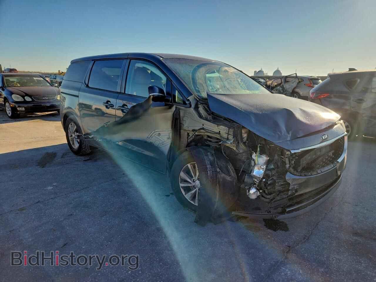2017 KIA All Models - VIN: KNDMB5C10H6236055 - Фото 4