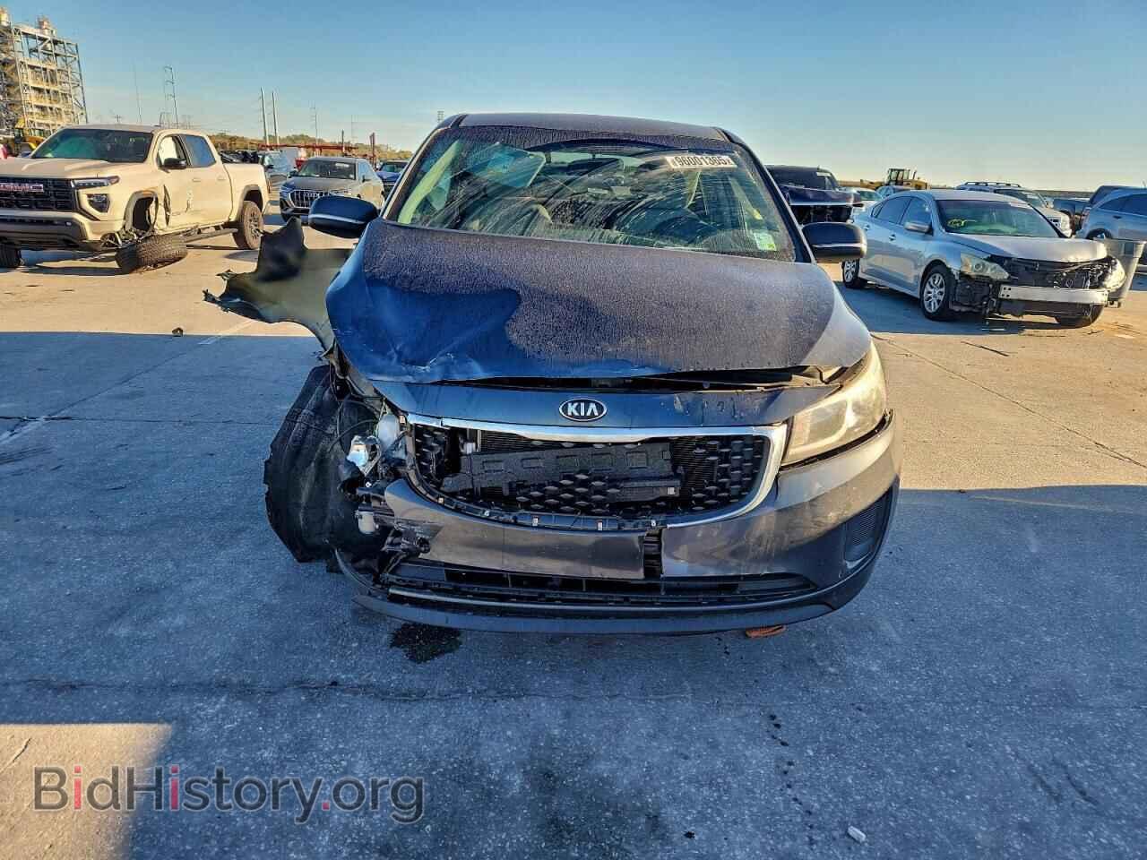 2017 KIA All Models - VIN: KNDMB5C10H6236055 - Фото 5
