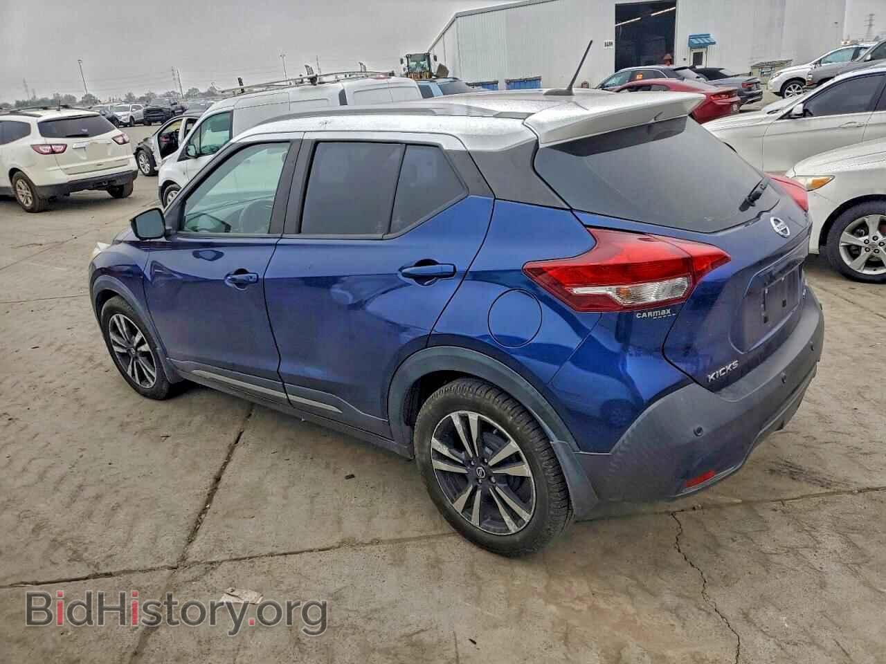 2020 NISSAN KICKS - VIN: 3N1CP5DVXLL505775 - Фото 2