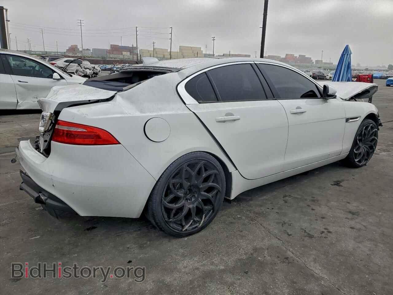 2017 JAGUAR XE - VIN: SAJAR4BG6HA978828 - Фото 3
