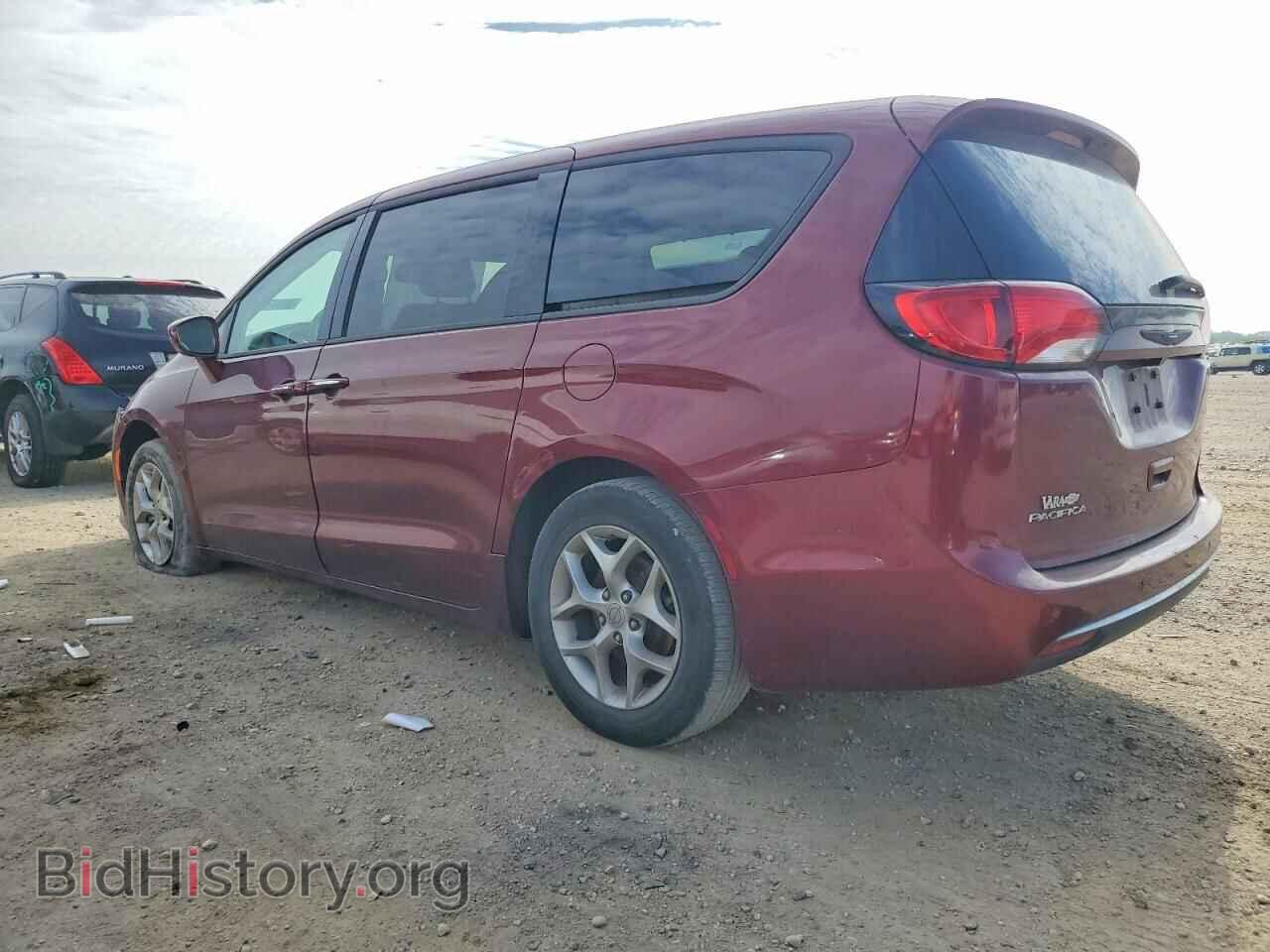 2018 CHRYSLER PACIFICA - VIN: 2C4RC1FG9JR351540 - Фото 2