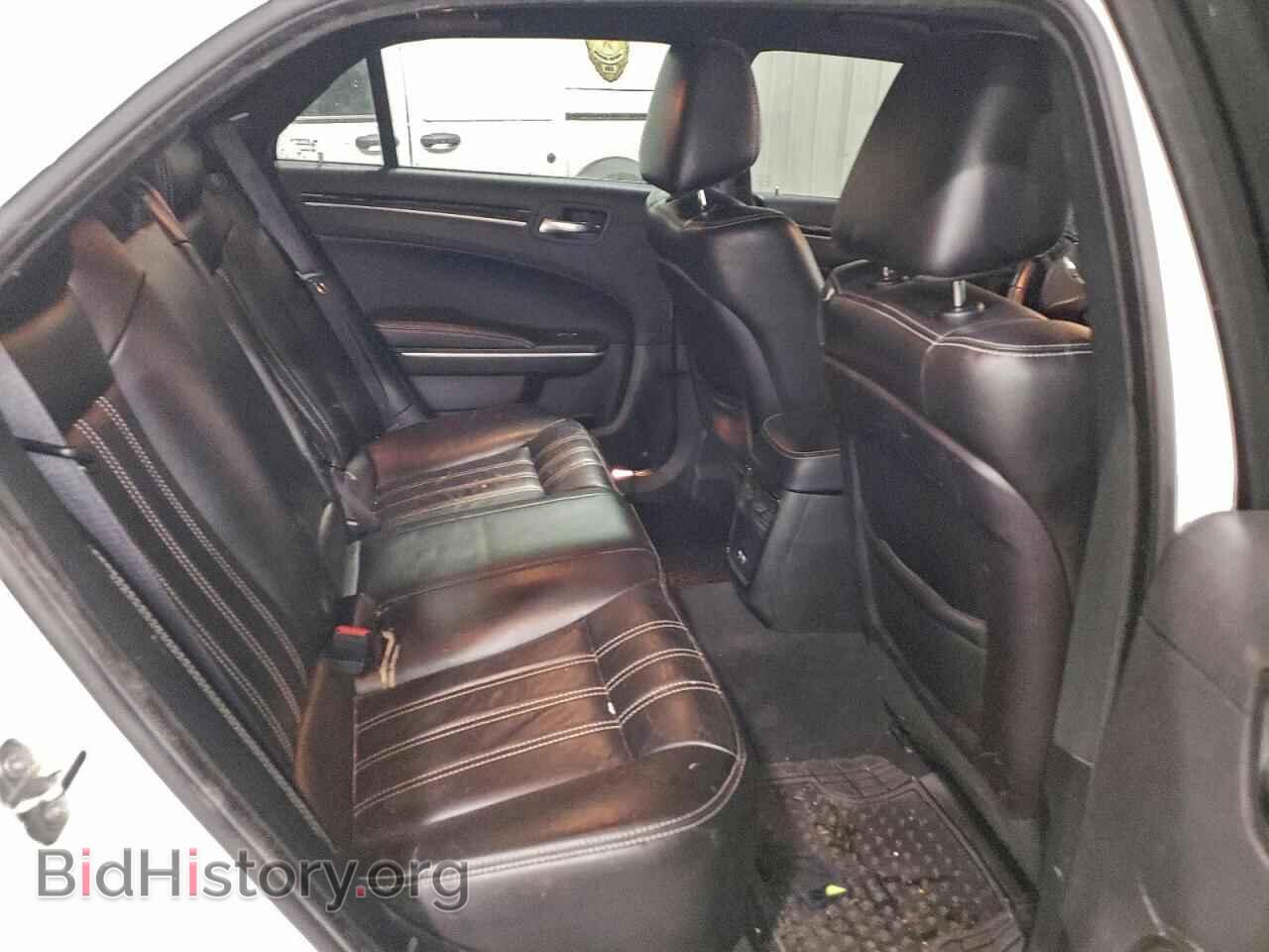 2019 CHRYSLER 300 - VIN: 2C3CCAGG8KH682528 - Photo 10