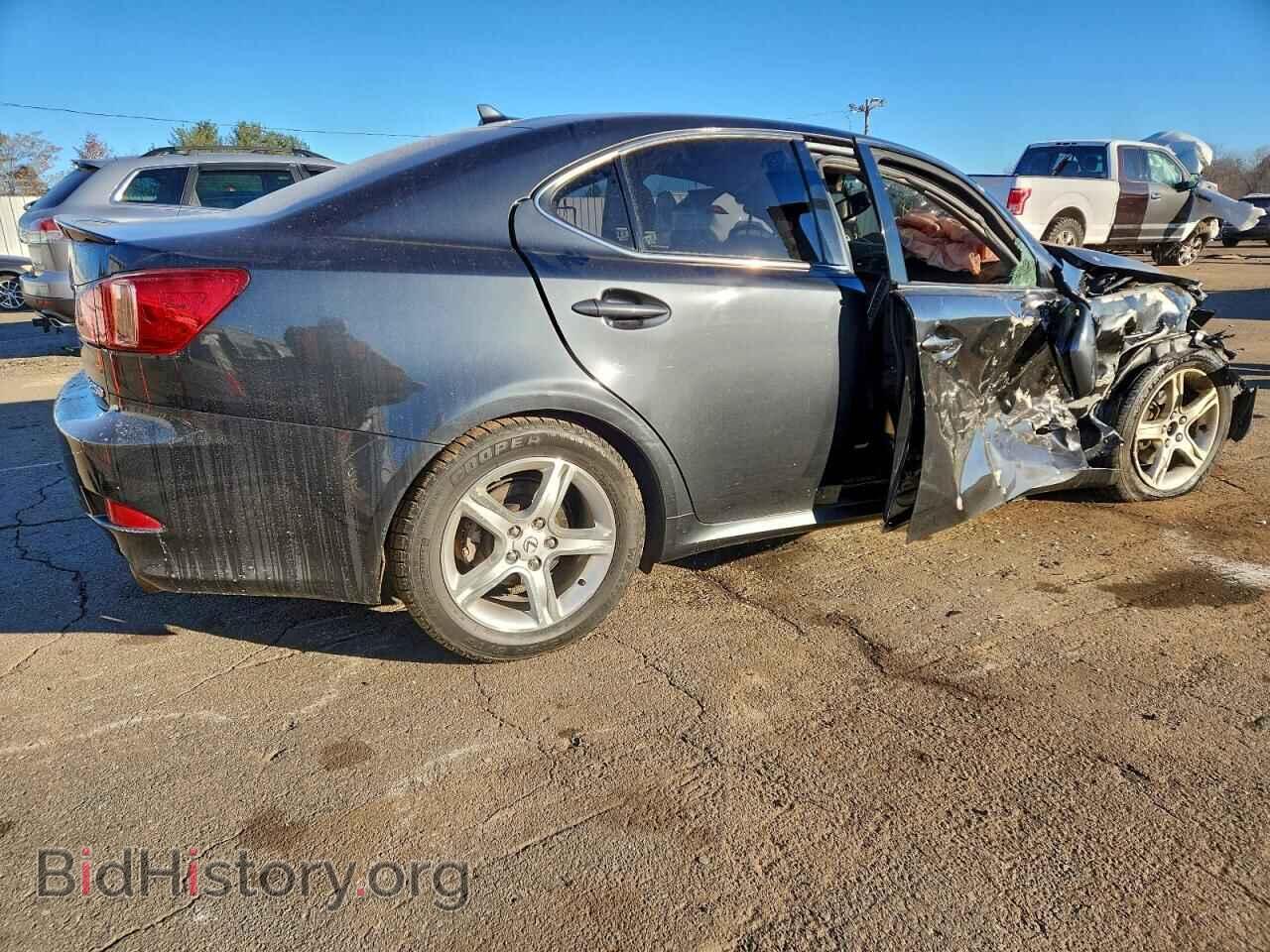 2011 LEXUS IS - VIN: JTHCF5C29B5046758 - Photo 3