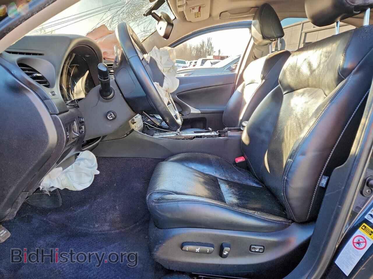 2011 LEXUS IS - VIN: JTHCF5C29B5046758 - Photo 7