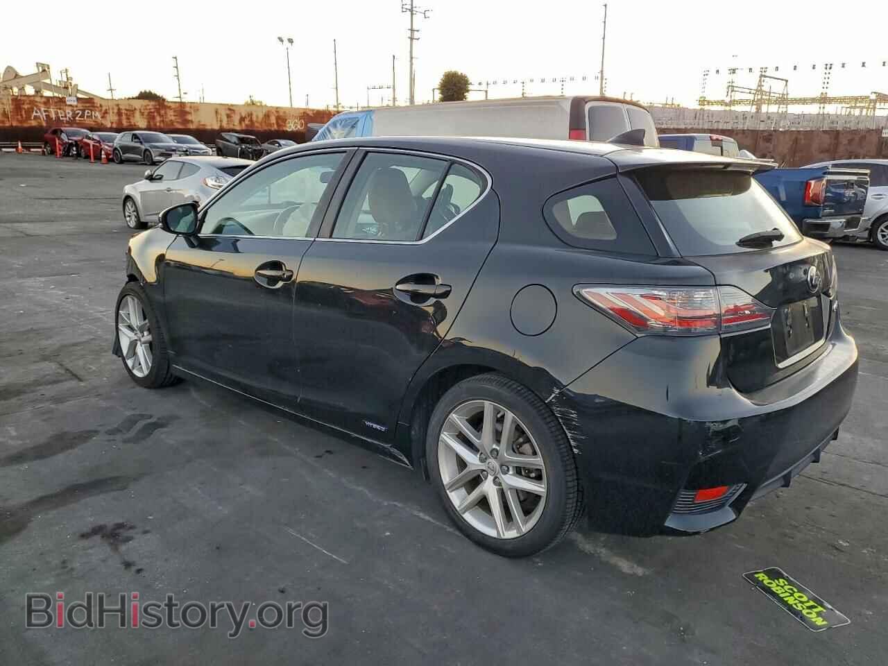 2014 LEXUS CT 200 - VIN: JTHKD5BH8E2175507 - Photo 2