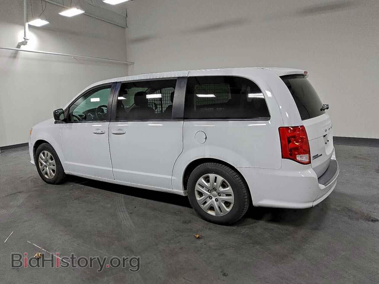 2018 DODGE CARAVAN - VIN: 2C4RDGBG8JR318552 - Фото 2