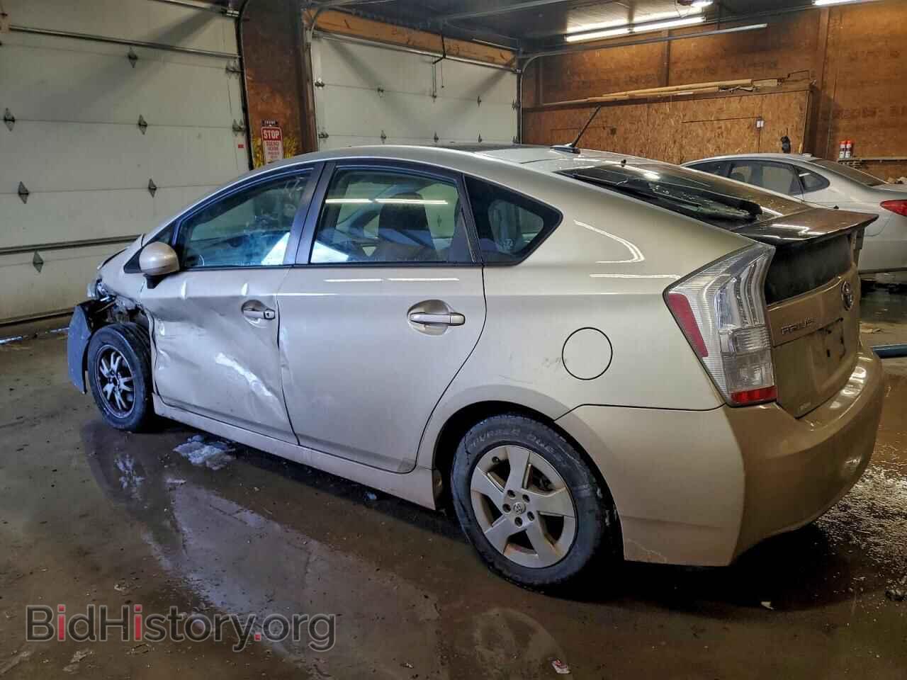 2011 TOYOTA PRIUS - VIN: JTDKN3DU2B0268950 - Фото 2