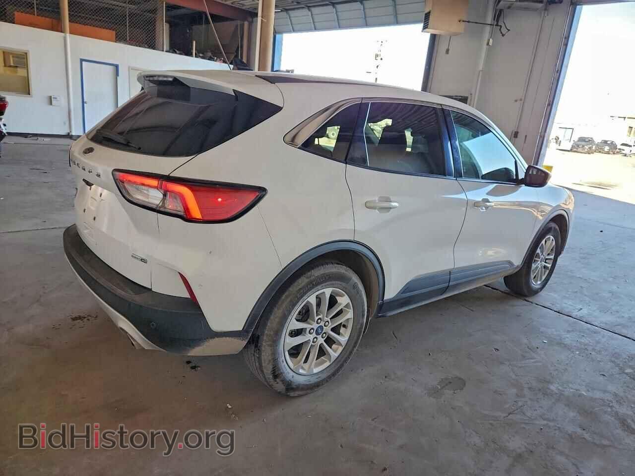 2020 FORD ESCAPE - VIN: 1FMCU9G62LUA12093 - Фото 3