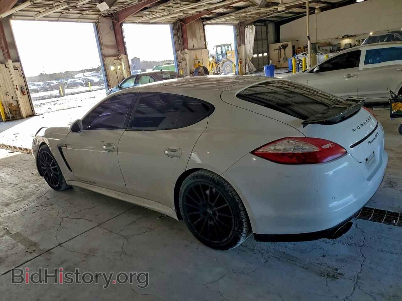 2013 PORSCHE PANAMERA - VIN: WP0AF2A75DL076697 - Фото 2