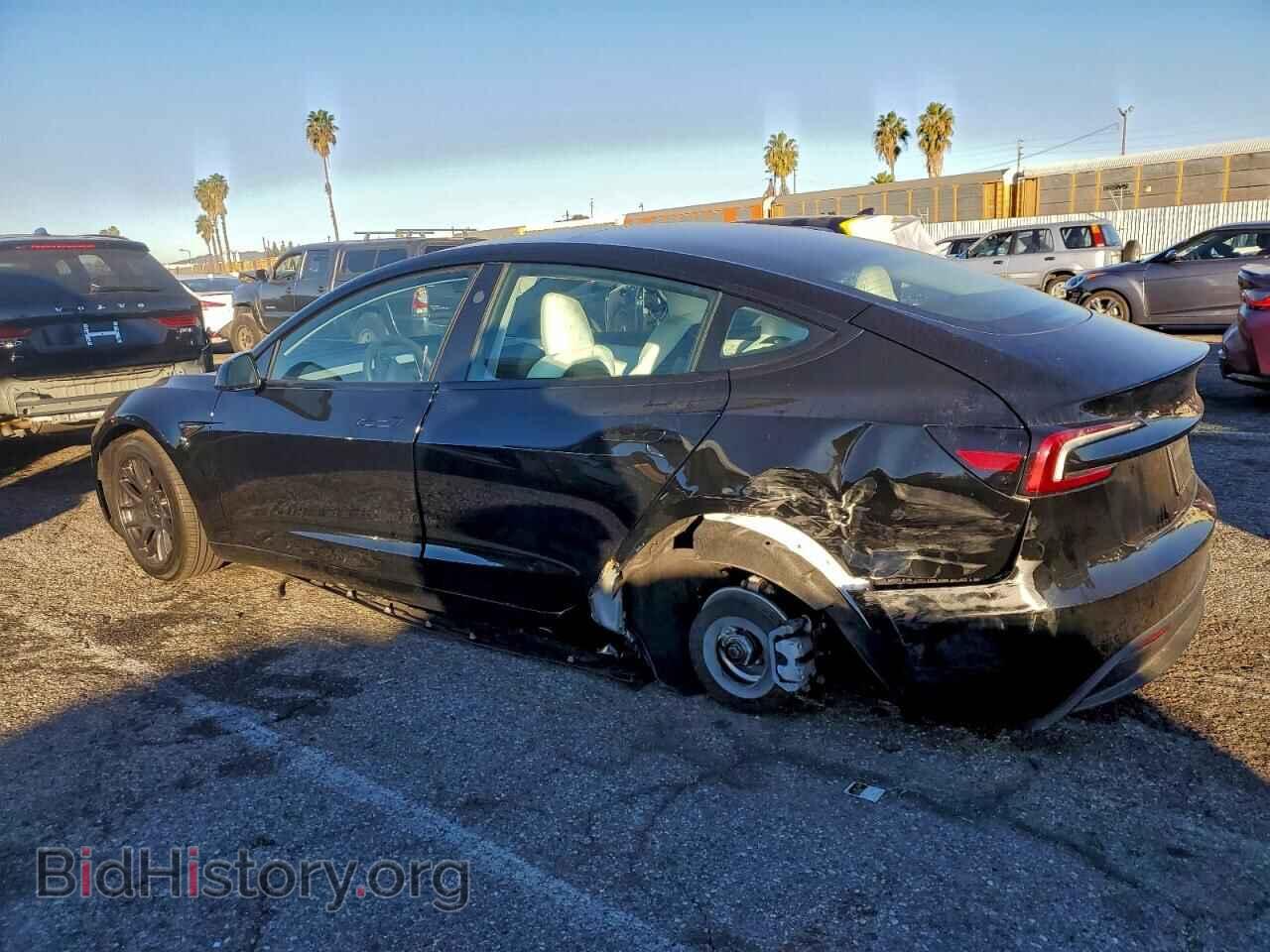 2025 TESLA MODEL 3 - VIN: 5YJ3E1EAXSF906005 - Photo 2