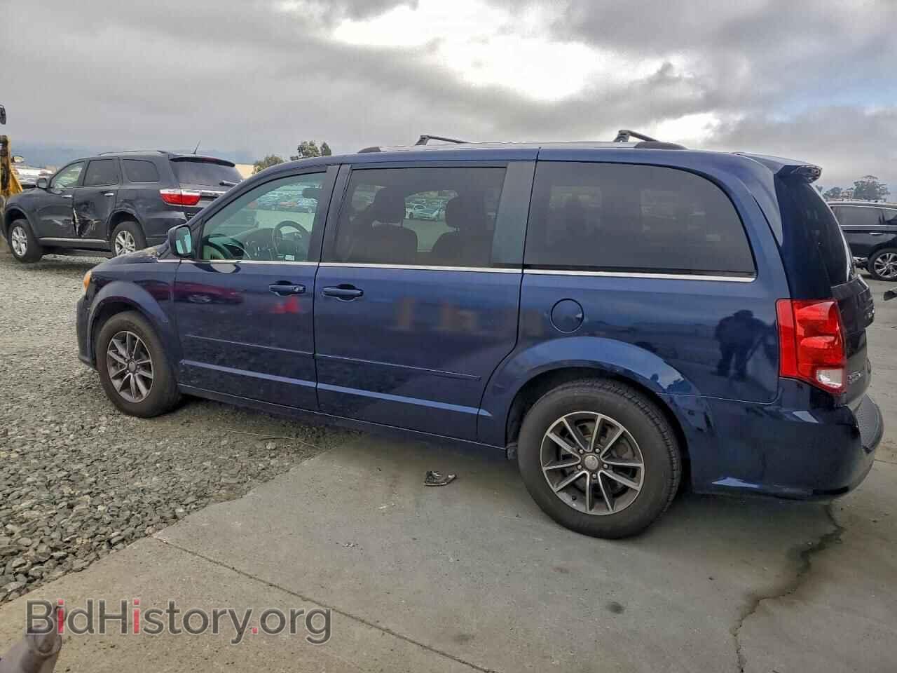 2017 DODGE CARAVAN - VIN: 2C4RDGCG3HR714137 - Photo 2