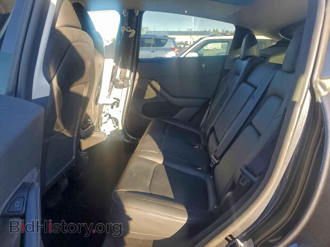 2024 TESLA MODEL Y - VIN: 7SAYGDEE6RA223670 - Фото 10