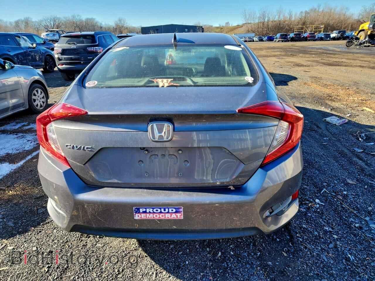 2018 HONDA CIVIC - VIN: 19XFC2F70JE201942 - Фото 6