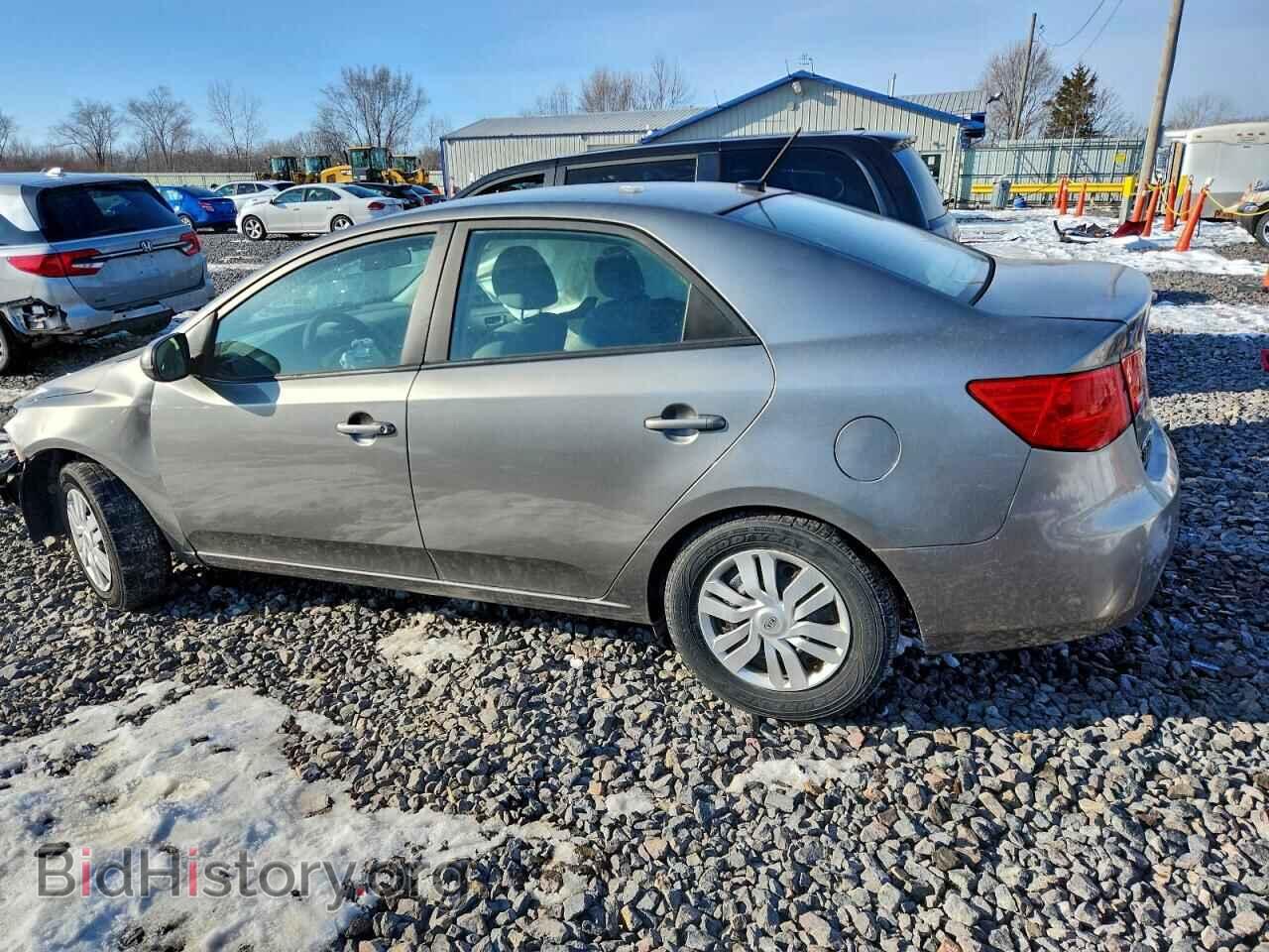 2011 KIA FORTE - VIN: KNAFU4A27B5444114 - Фото 2