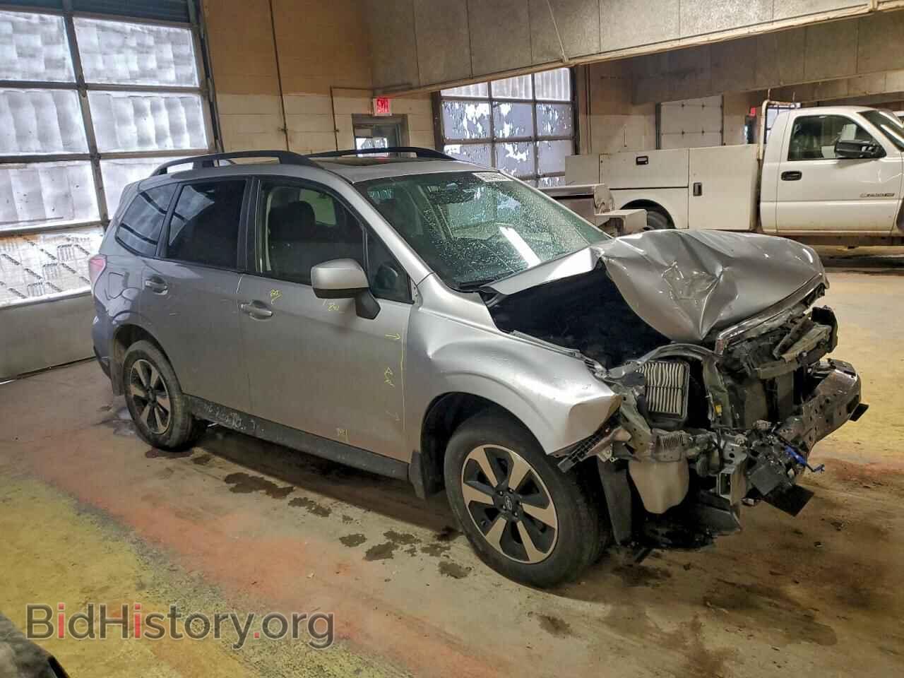 2017 SUBARU FORESTER - VIN: JF2SJAEC2HH461679 - Фото 4