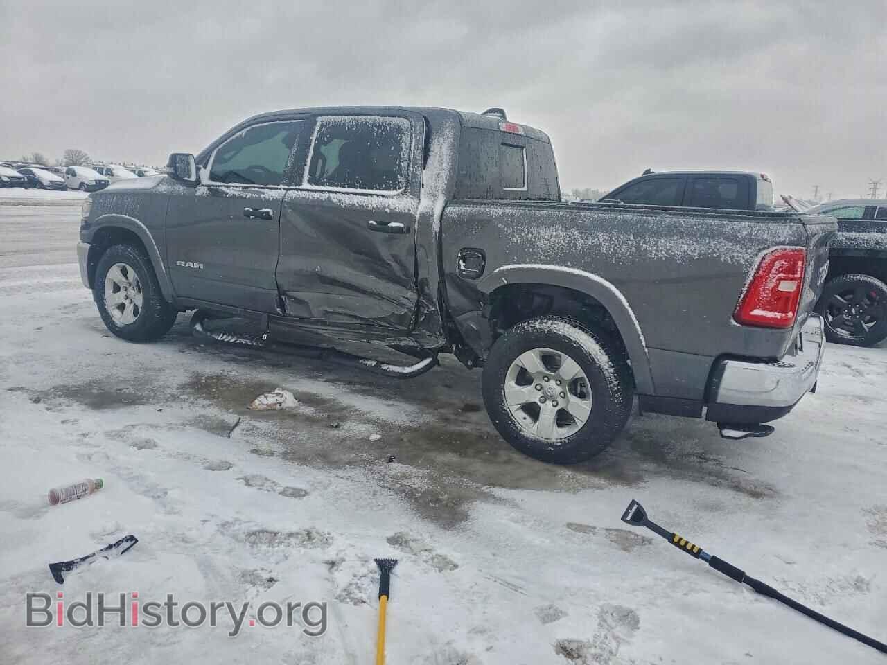 2025 RAM 1500 - VIN: 1C6RRFFGXSN194635 - Фото 2