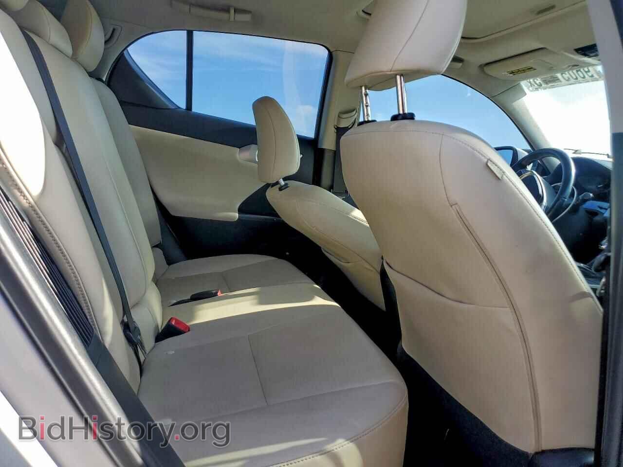 2011 LEXUS CT 200 - VIN: JTHKD5BH2B2003498 - Photo 10