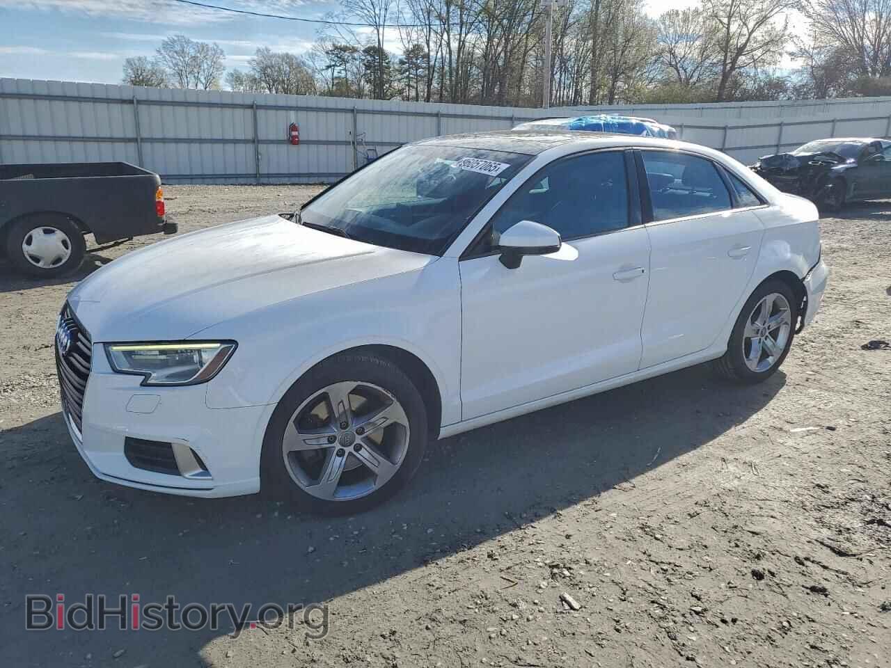 Photo WAUAUGFFXH1040926 - AUDI A3 2017