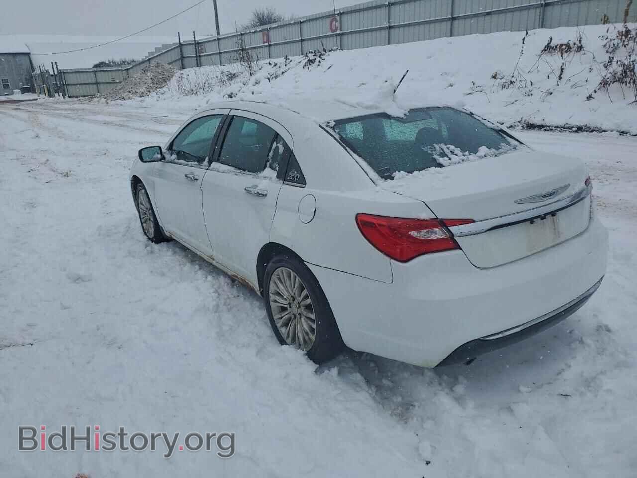 2014 CHRYSLER 200 - VIN: 1C3CCBCG4EN121475 - Photo 2
