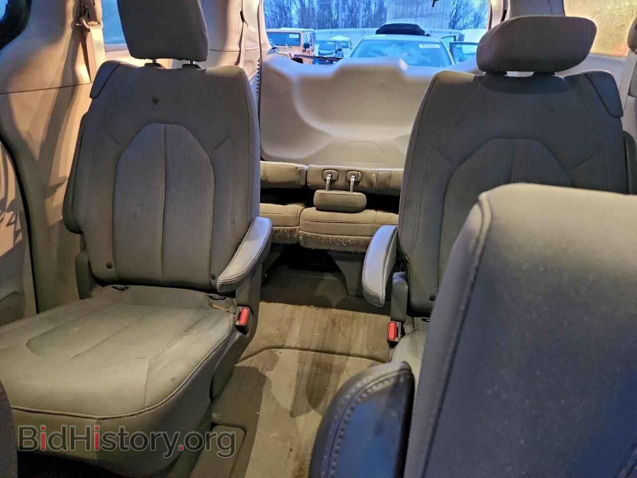 2018 CHRYSLER PACIFICA - VIN: 2C4RC1DG3JR148677 - Фото 10
