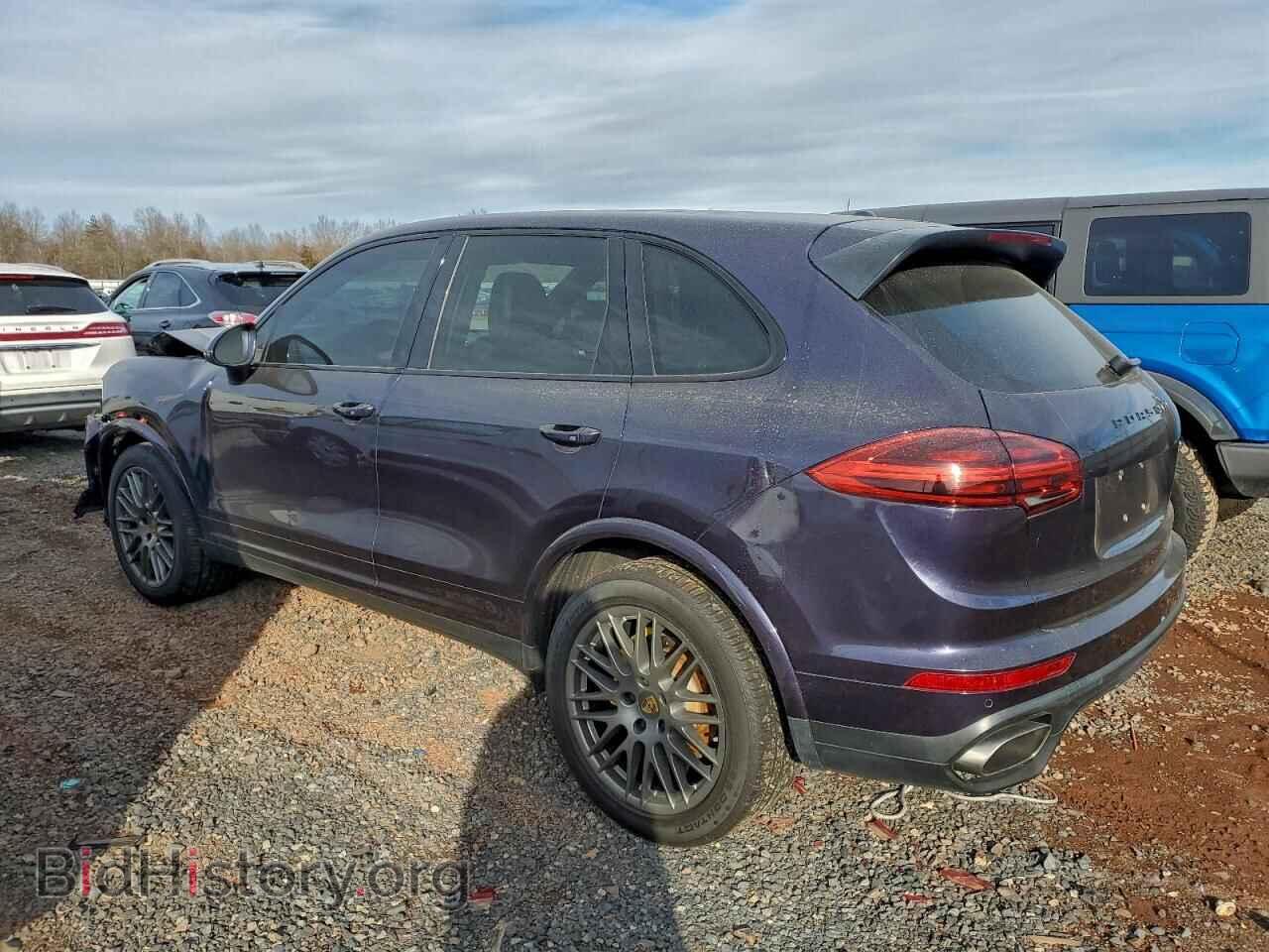2017 PORSCHE CAYENNE - VIN: WP1AA2A29HKA84203 - Фото 2