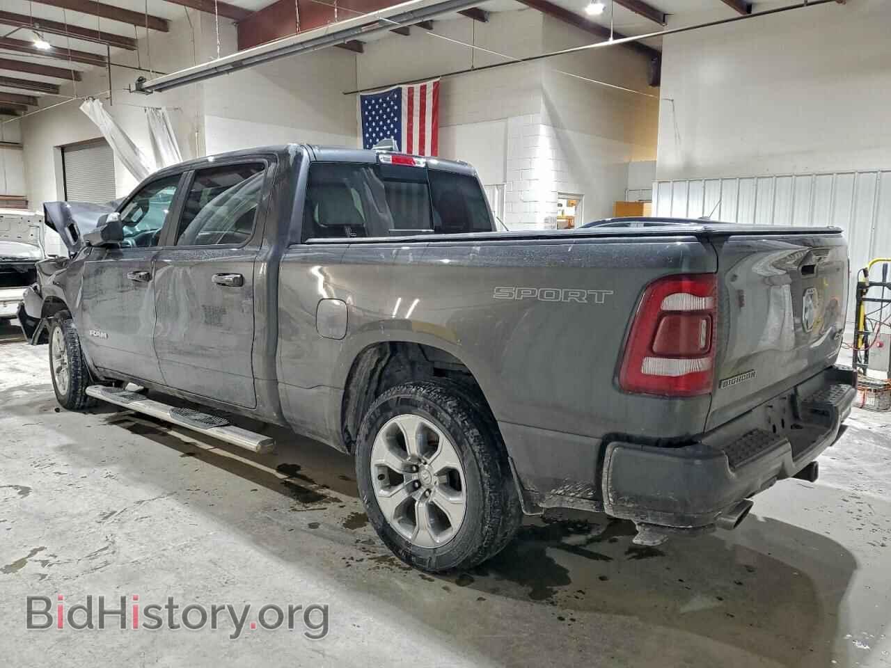2020 RAM 1500 - VIN: 1C6SRFMT9LN264242 - Фото 2