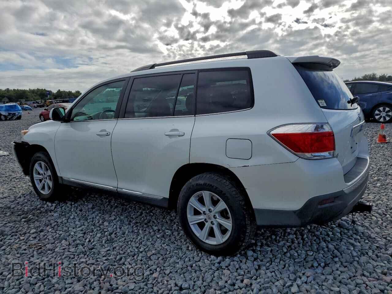 2013 TOYOTA HIGHLANDER - VIN: 5TDBK3EH1DS203615 - Фото 2