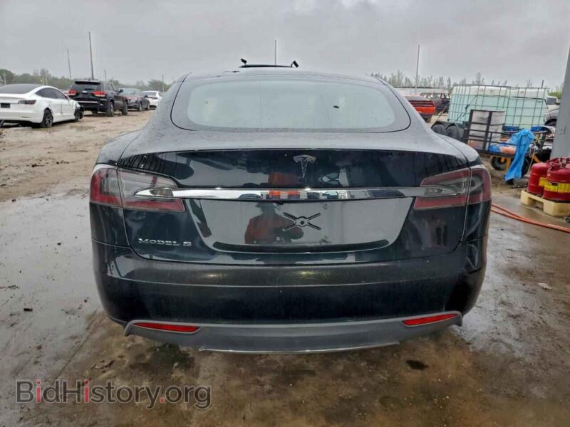 2013 Tesla MODEL S (VIN 5YJSA1DG2DFP03528) — фото 6 из 12