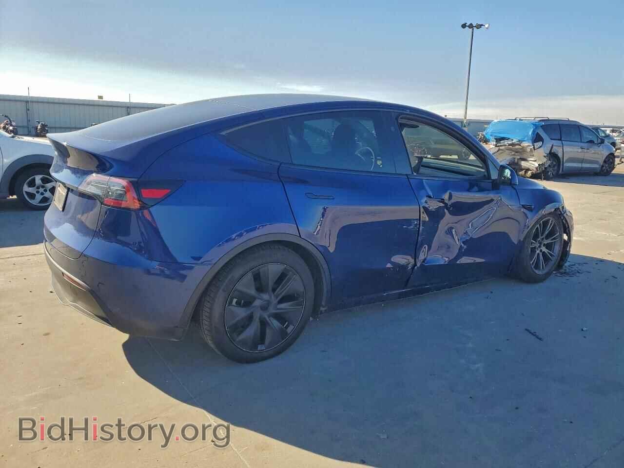 2024 TESLA MODEL Y - VIN: 7SAYGDED4RA330630 - Фото 3
