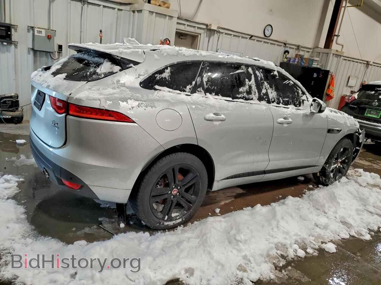 2017 JAGUAR F-PACE - VIN: SADCL2BVXHA493544 - Фото 3