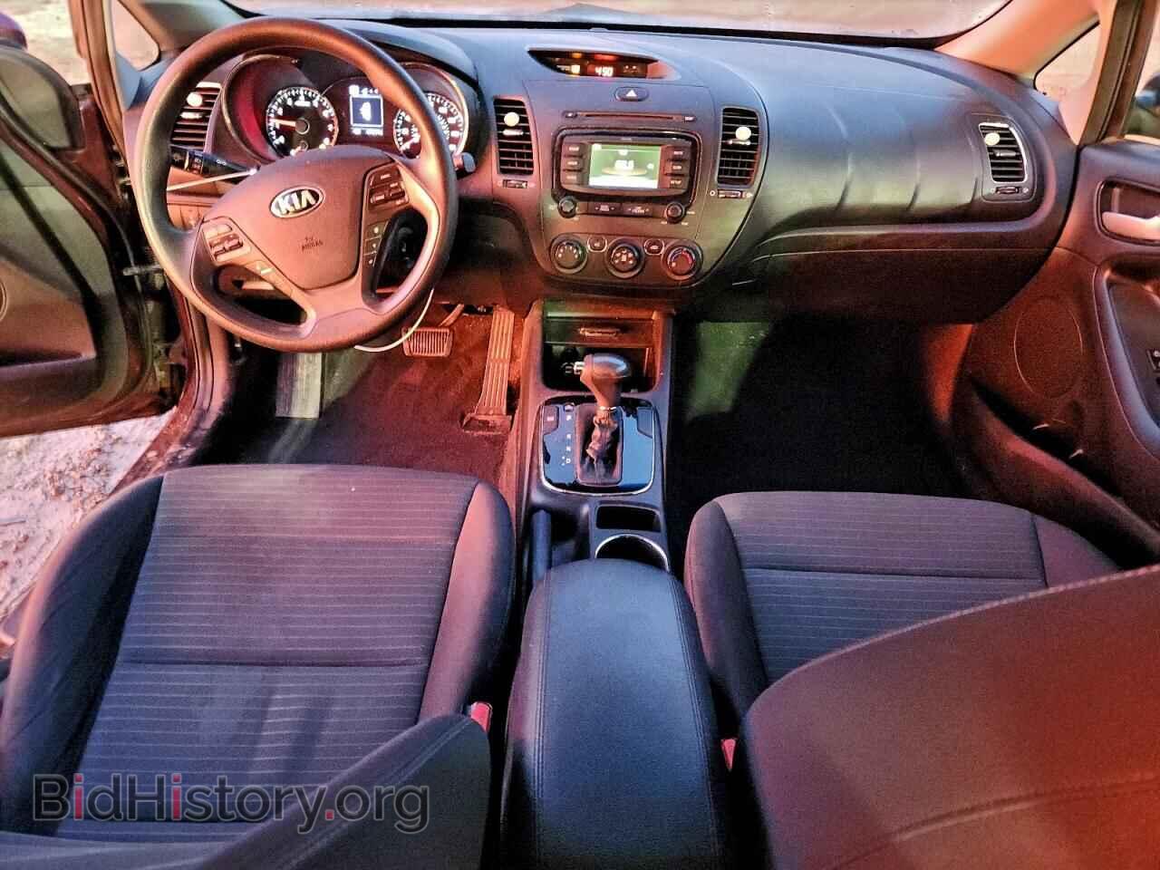 2017 KIA FORTE - VIN: 3KPFL4A77HE131885 - Фото 8