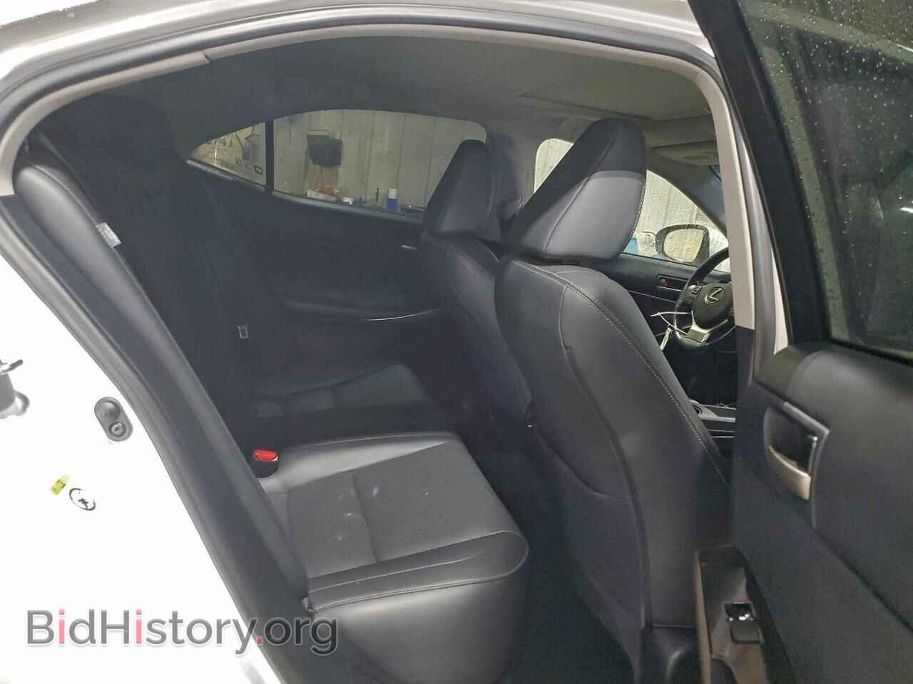 2017 LEXUS IS - VIN: JTHCM1D27H5021007 - Фото 10