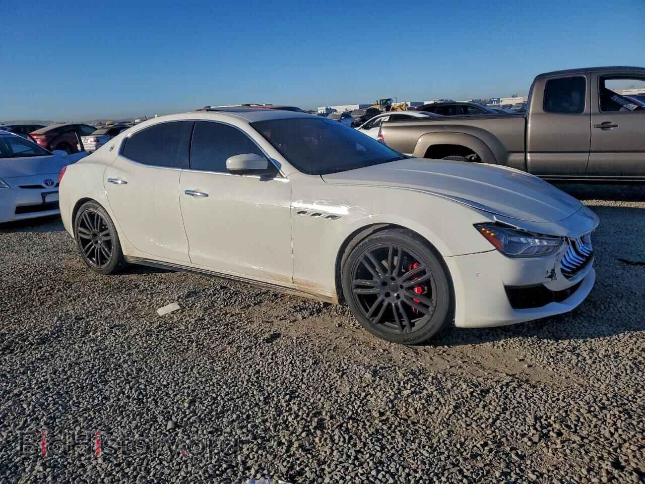 2017 MASERATI ALL MODELS - VIN: ZAM57RTL6H1219008 - Фото 4