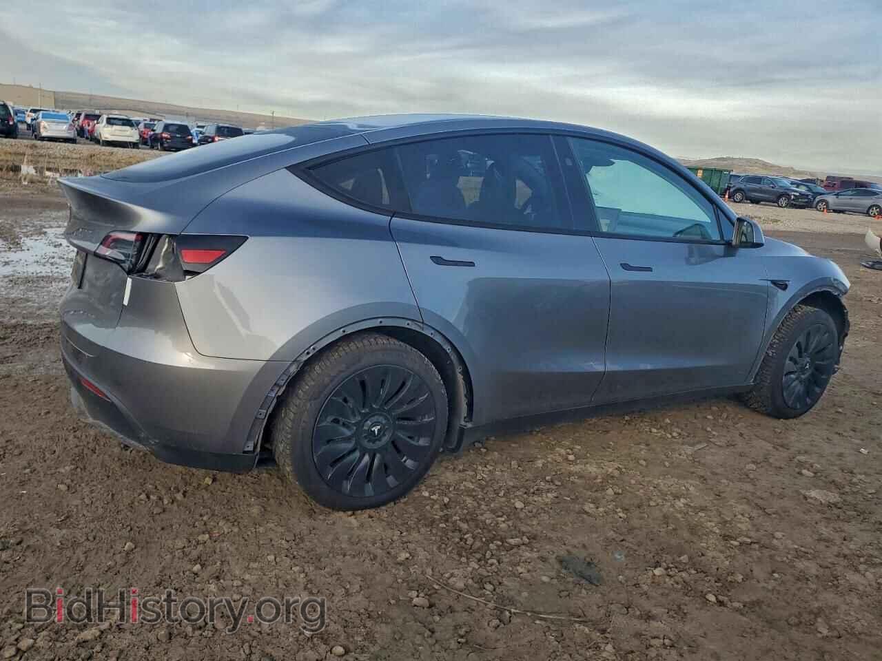 2025 TESLA MODEL Y - VIN: 7SAYGDED2SF246430 - Фото 3