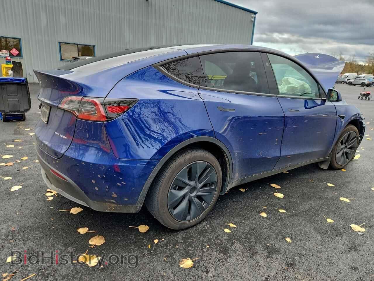 2024 TESLA MODEL Y - VIN: 7SAYGAEE2RF196260 - Фото 3