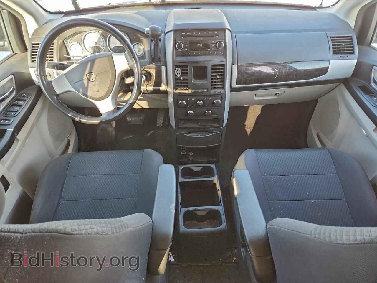 2010 DODGE CARAVAN - VIN: 2D4RN5D12AR409037 - Фото 8