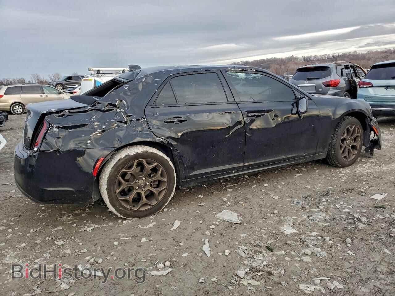 2018 CHRYSLER 300 - VIN: 2C3CCAGG6JH280277 - Фото 3