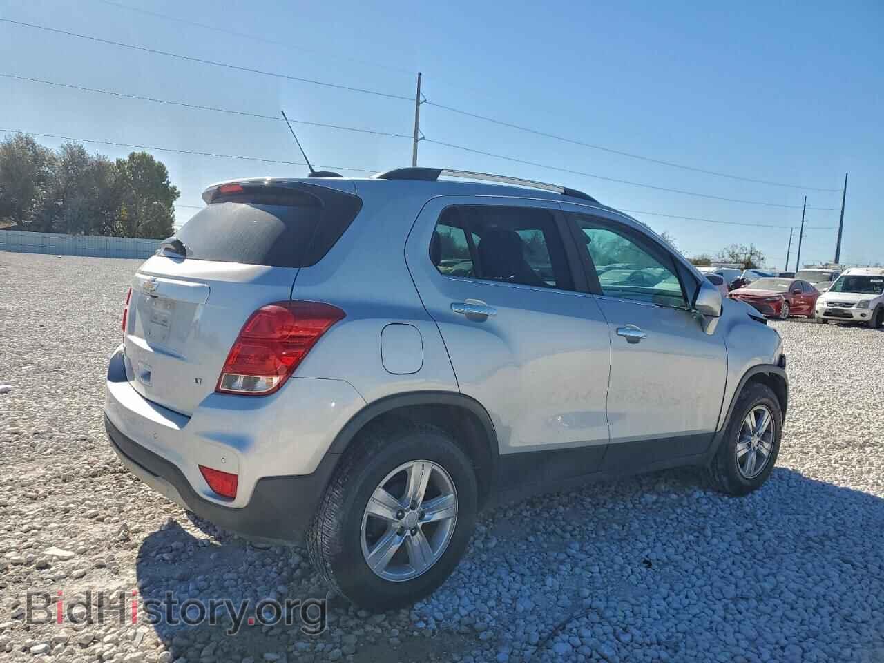 2017 CHEVROLET TRAX - VIN: 3GNCJLSB2HL266782 - Фото 3