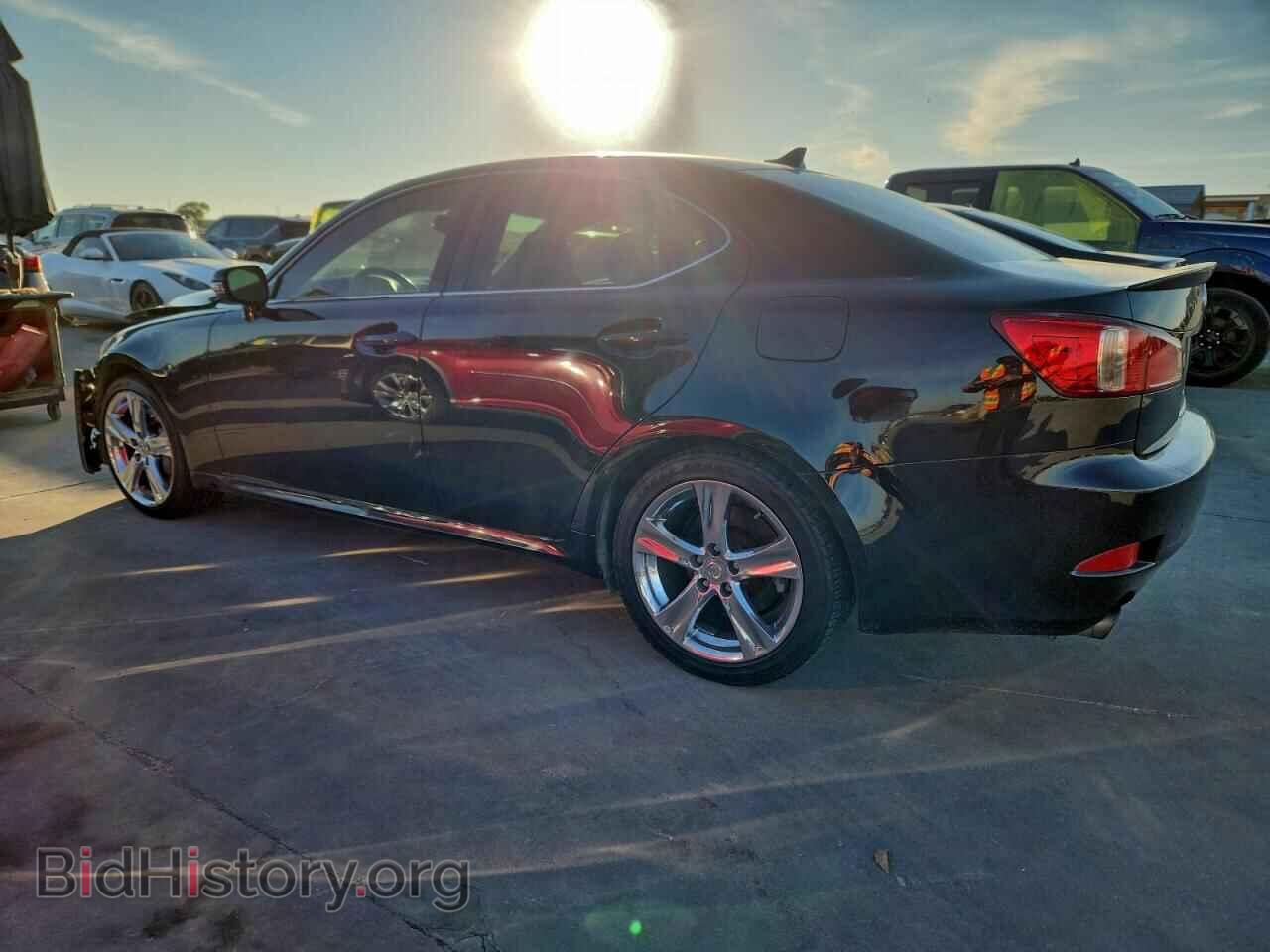 2011 LEXUS IS - VIN: JTHBE5C26B5026630 - Фото 2