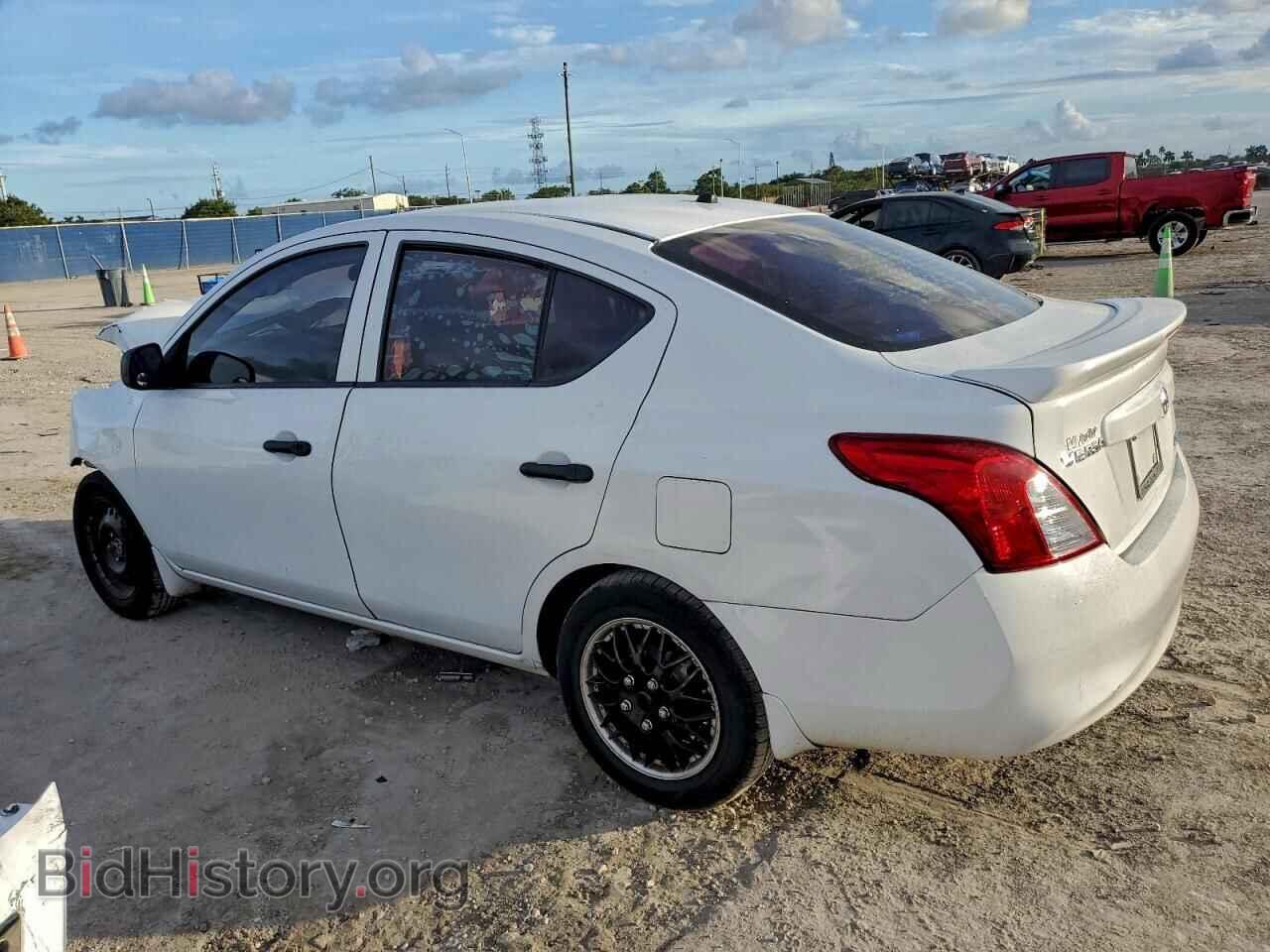 2014 NISSAN VERSA - VIN: 3N1CN7AP1EL824623 - Фото 2