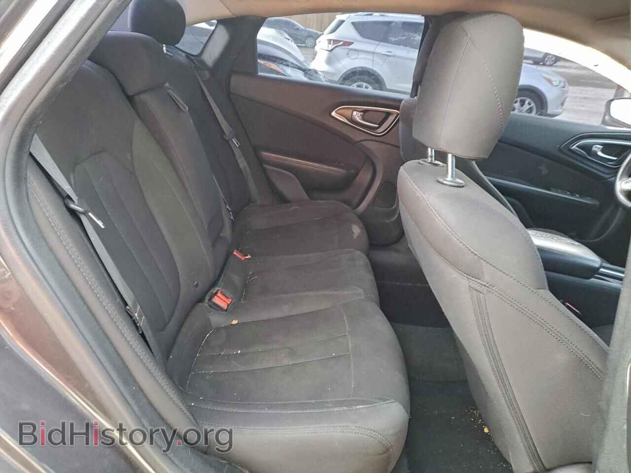 2015 CHRYSLER 200 - VIN: 1C3CCCAB5FN723932 - Фото 10
